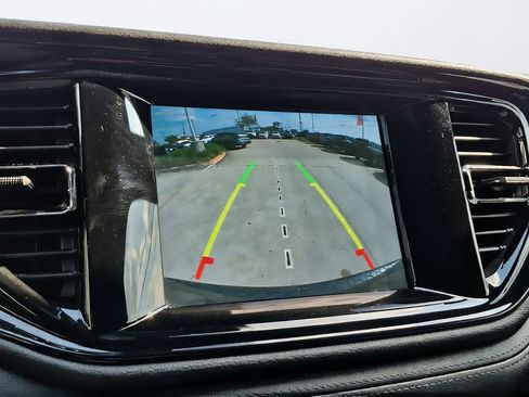 Used 2022 Dodge Durango GT AWD/4WD image 18
