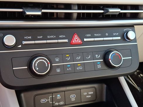 Used 2026 Hyundai Tucson SE FWD image 18