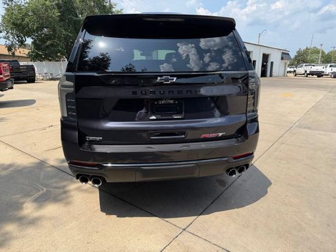 Used 2025 Chevrolet Suburban RST w/ RST Capability Package AWD/4WD image 29