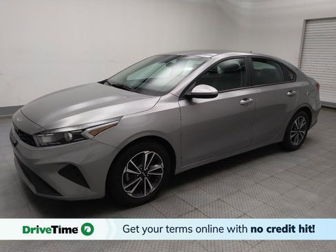 Used 2023 Kia Forte LXS image 1