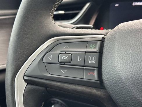 Used 2023 Jeep Grand Cherokee L Limited image 28