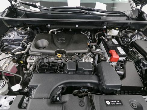 Used 2025 Toyota RAV4 XLE AWD/4WD image 14