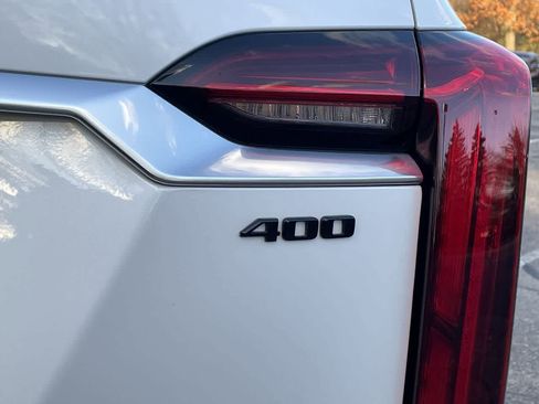 Certified 2024 Cadillac XT6 Premium Luxury w/ LPO, Floor Liner Package image 43