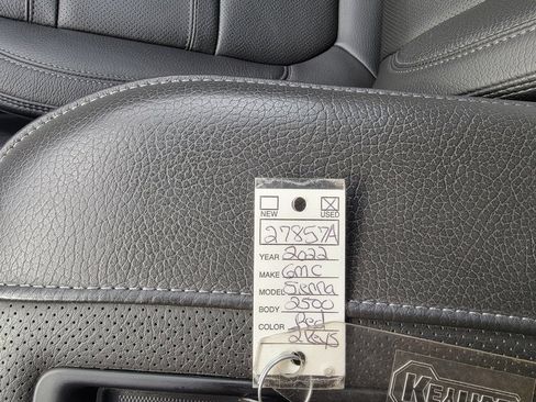 Used 2022 GMC Sierra 2500 Denali w/ Denali Ultimate Package image 33