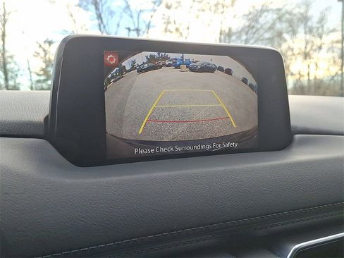 Used 2018 MAZDA CX-5 Touring w/ Preferred Equipment Package image 4