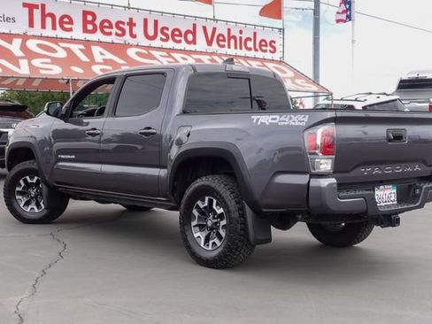 Certified 2021 Toyota Tacoma TRD Off-Road w/ Technology Package AWD/4WD image 11