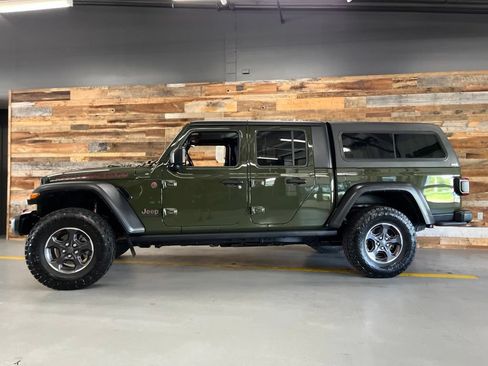 Used 2022 Jeep Gladiator Rubicon w/ Cold Weather Group AWD/4WD image 18