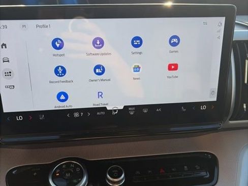 New 2026 Ford Expedition Active image 46