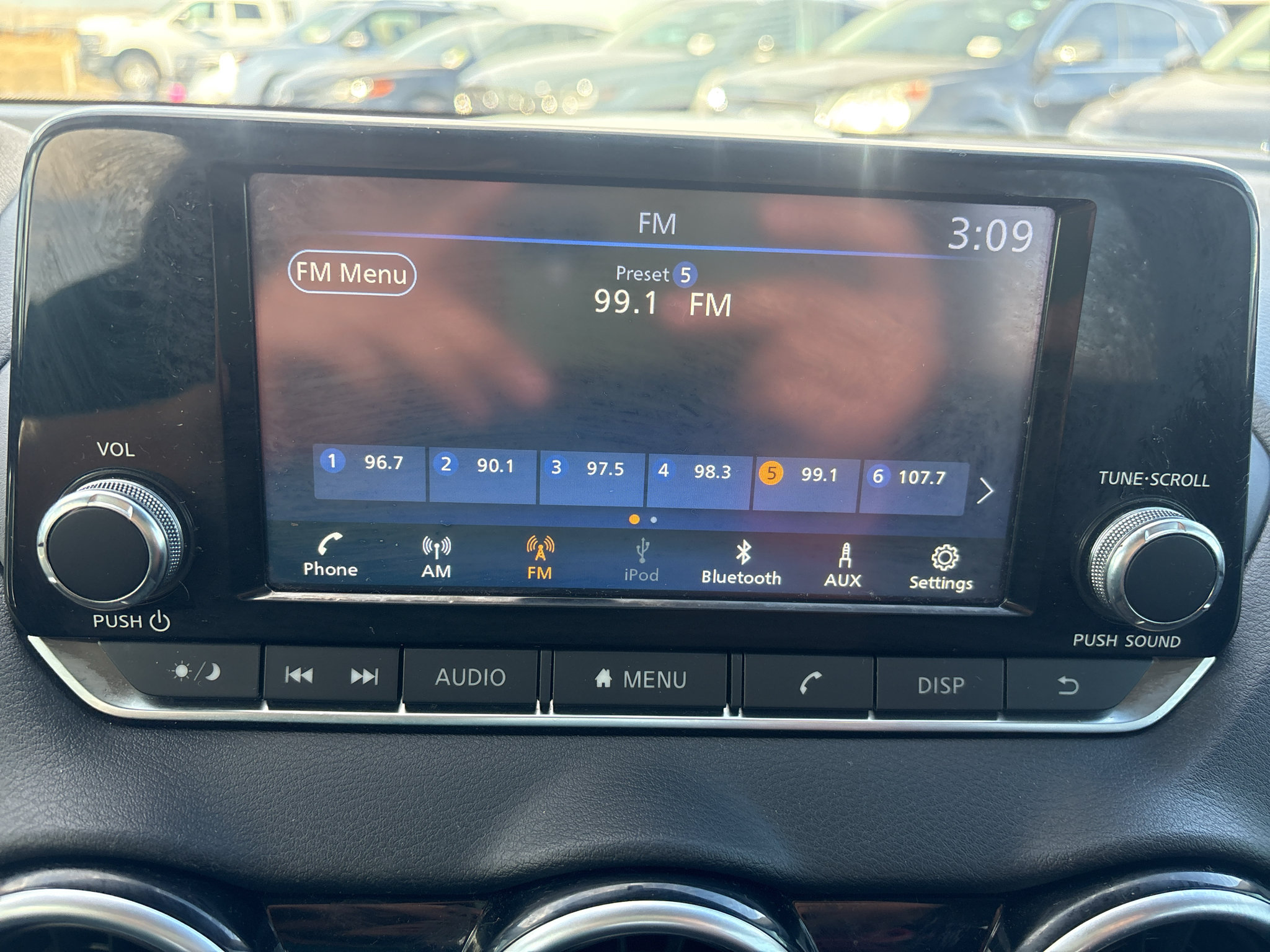 Used 2024 Nissan Sentra S FWD image 6