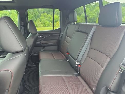 Used 2023 Honda Ridgeline Black Edition image 14