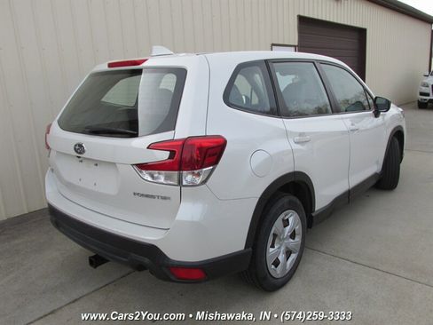 Used 2019 Subaru Forester AWD/4WD image 7