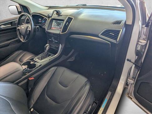 Used 2015 Ford Edge Titanium AWD/4WD image 18