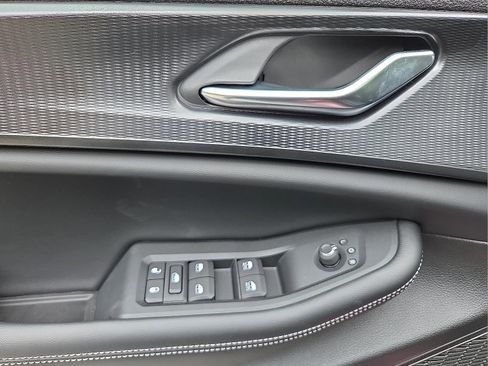 New 2025 Jeep Grand Cherokee L Altitude image 14