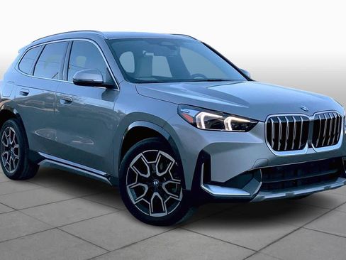 Used 2026 BMW X1 xDrive28i w/ Technology Package image 2
