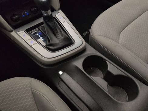 Used 2020 Hyundai Elantra Value Edition w/ Cargo Package (C1) image 26