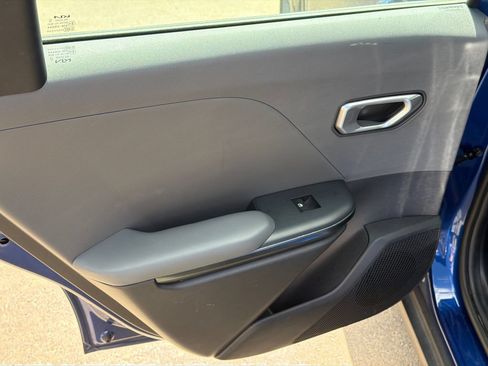 Used 2025 Kia K4 FWD image 21
