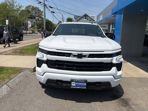 New 2026 Chevrolet Silverado 1500 RST w/ Dark Appearance Package AWD/4WD image 8