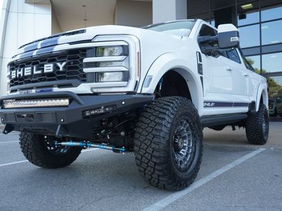 New 2026 Ford F250 Lariat w/ Black Appearance Package