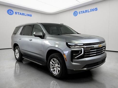 Used 2025 Chevrolet Tahoe LT AWD/4WD image 13