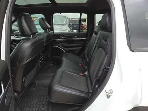 Used 2024 Jeep Grand Cherokee Trailhawk w/ Luxury Tech Group III image 54