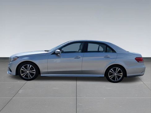 Used 2015 Mercedes-Benz E 350 4MATIC Sedan image 2