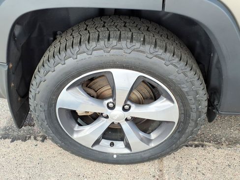 Used 2020 Jeep Cherokee Limited w/ Trailer Tow Group AWD/4WD image 21