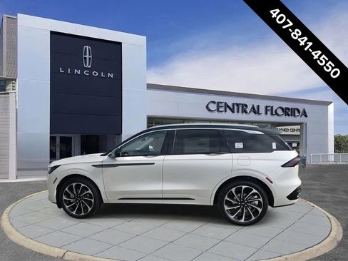 New 2026 Lincoln Nautilus Black Label AWD/4WD image 6