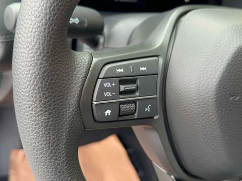 New 2026 Honda HR-V LX image 26