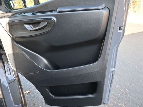 Used 2025 Mercedes-Benz Sprinter 2500 image 16