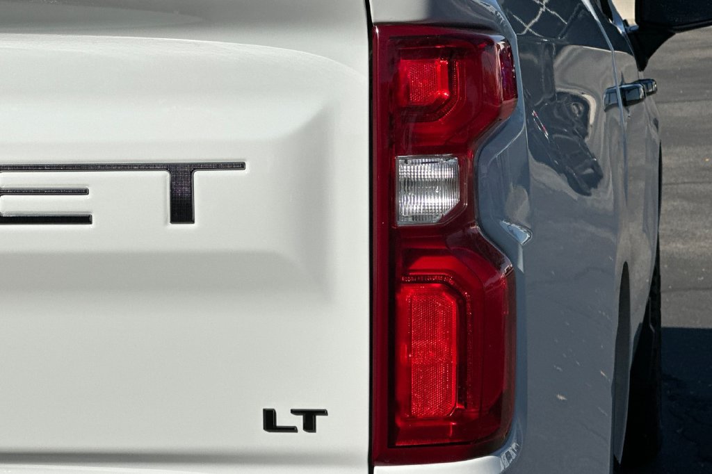 Used 2023 Chevrolet Silverado 1500 LT Trail Boss AWD/4WD image 28