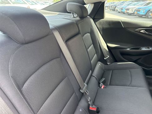 Used 2025 Chevrolet Malibu LT FWD image 23