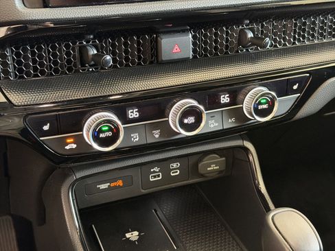 Used 2024 Honda CR-V EX-L image 19