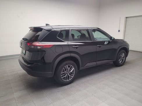 Used 2024 Nissan Rogue S image 10