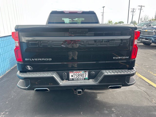 Used 2019 Chevrolet Silverado 1500 Custom Trail Boss w/ Custom Convenience Package AWD/4WD image 3