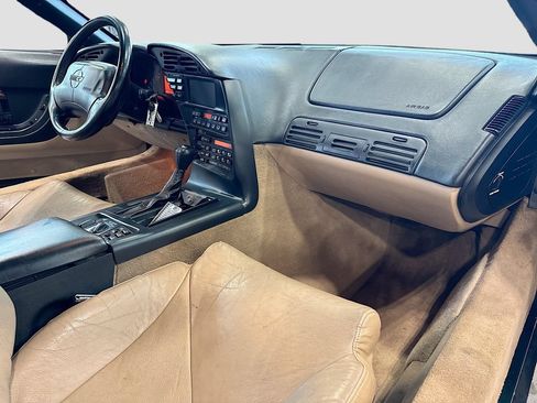 Used 1994 Chevrolet Corvette Convertible RWD image 27