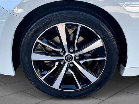 Certified 2023 Nissan Maxima SV w/ Floor Mat Group image 10