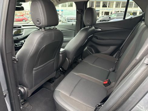 Used 2021 Buick Encore GX Preferred FWD image 12