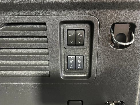 Used 2024 GMC Acadia Denali w/ Super Cruise Package AWD/4WD image 33