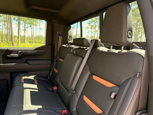 New 2026 GMC Sierra 1500 AT4 w/ Technology Package AWD/4WD image 33