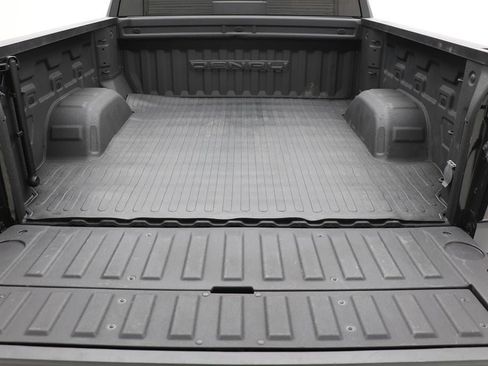 Used 2023 GMC Sierra 1500 Denali w/ Denali Reserve Package image 11