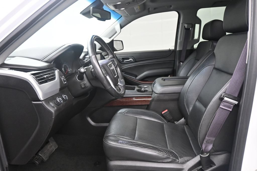 Used 2017 GMC Yukon SLT AWD/4WD image 11