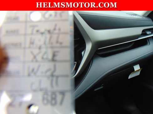 Used 2025 Toyota Highlander XLE image 30