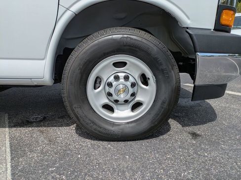 New 2025 Chevrolet Express 3500 w/ Power Convenience Package image 11