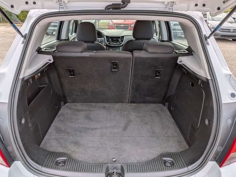 Used 2019 Chevrolet Trax LS AWD/4WD image 13