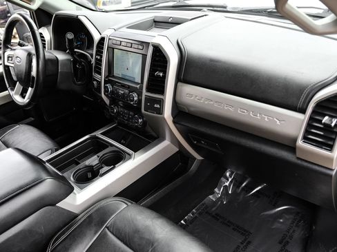 Used 2021 Ford F350 Lariat AWD/4WD image 19