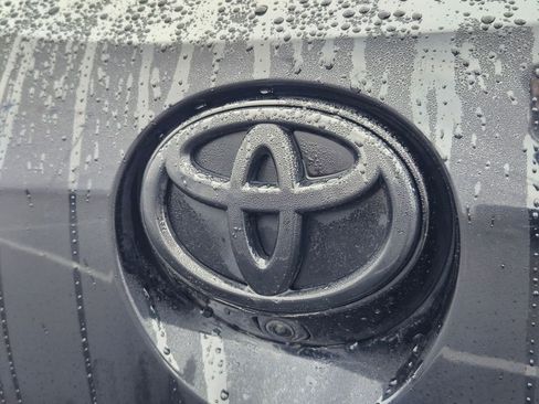 Used 2022 Toyota Corolla Hatchback image 29