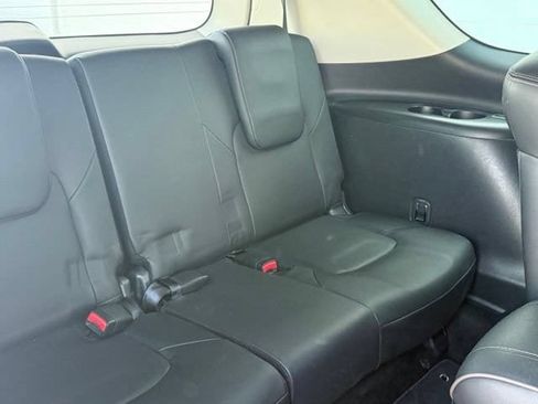 Used 2023 Nissan Armada Platinum w/ Captain's Chairs Package AWD/4WD image 18