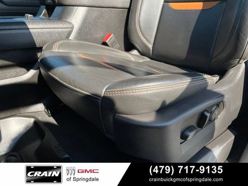 Used 2025 GMC Sierra 2500 AT4 w/ AT4 Premium Plus Package AWD/4WD image 23