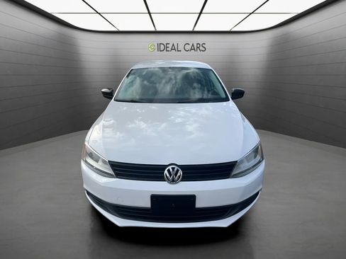 Used 2012 Volkswagen Jetta S FWD image 2