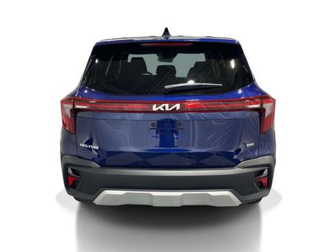 New 2026 Kia Seltos LX AWD/4WD image 3